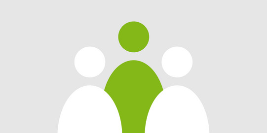 Icon einer Personengruppe, eine Person grün hervorgehoben